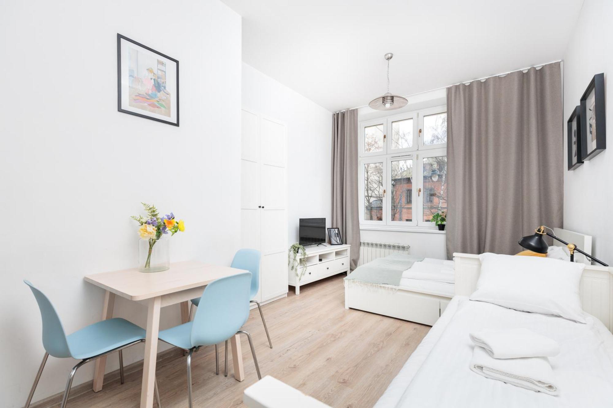 Apartment Charming With Separate Kitchen - Krakow, Kazimierz - By Upstairs